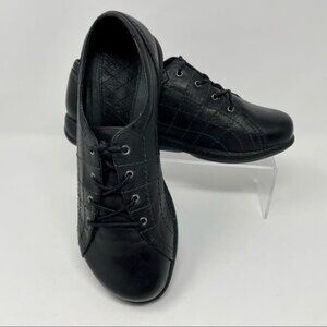 Like New! Dansko Emma Oxford Black Leather Lace Up Shoes SIZE 37